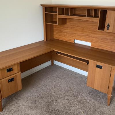 Corner Wood Office Desk