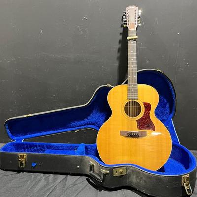 Vintage Taylor 12-String Natural Accoustic 1982 Guitar
