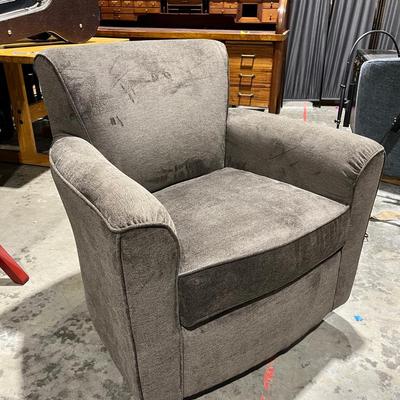 Flexsteel Kingsman Swivel Chair 