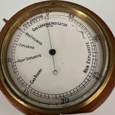 Vintage European Gas Leakage Indicator