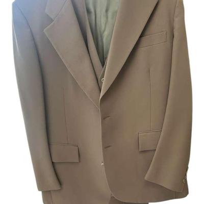 Pacesetter Tailored Men’s 3-Piece Tan Suit