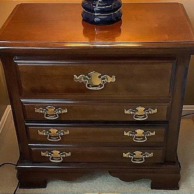Cherry Traditional Night Stand