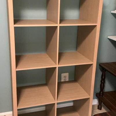 Light Wood Laminate Cubby Shelf (BR42)