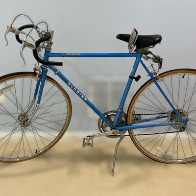 Vintage Schwinn Traveler (Very Nice Condition)