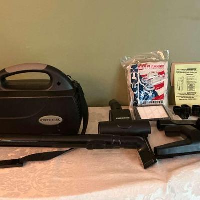 Oreck Mini Vac With Accessories 
