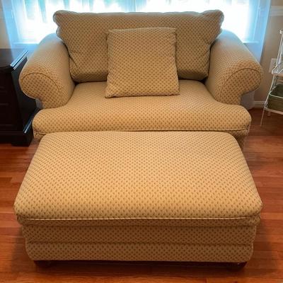 La-Z-Boy Oversized Armchair & Ottoman