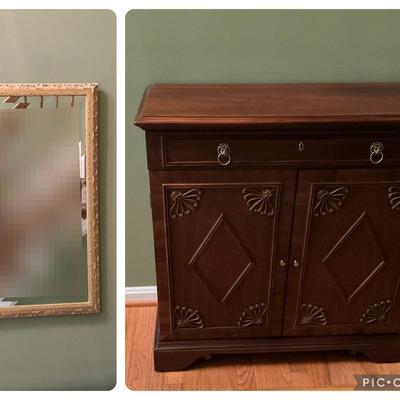 Sherrill CTH Occasional Hall Cabinet & Gold Frame Mirror 