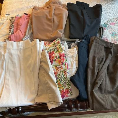 Mystery Pants / Shorts Approx Sizes 6- 8