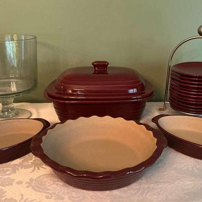 Pampered Chef Stoneware Casseroles, Trifle Bowl, And Appetizer Plates 