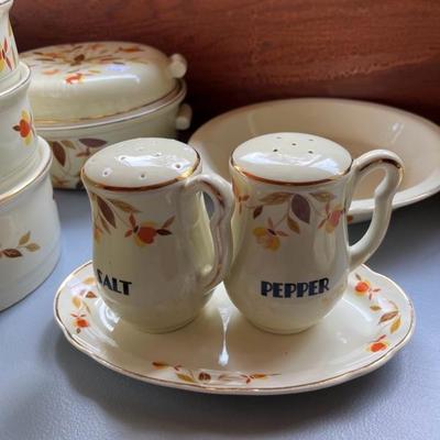 Hall sale & pepper shakers