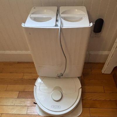 BRAND NEW ROBOVAC!!!! Used like ONCE!!!