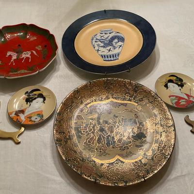Asian Imari And Satsuma Hand Painted Plate Decor 