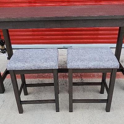 Bar High Table With Nested Stools