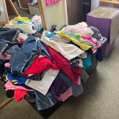 Kids clothes 