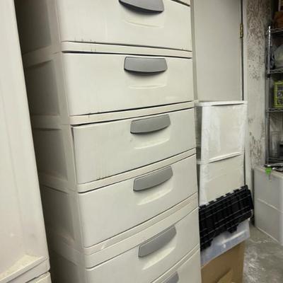 Plastic storage 