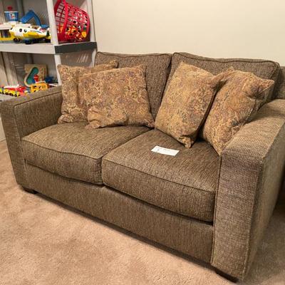 Sale Photo Thumbnail #140