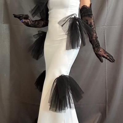 Vintage-Inspired White Evening Gown with Black Tulle Accents  & Lace Gloves - Size Large