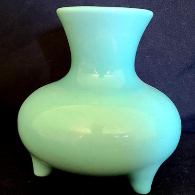 Kay Finch Talisman Turquoise Color Vase #126