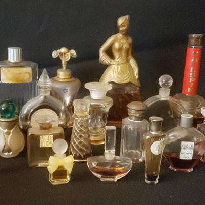Collection Of Glass Perfume Bottles And Factices-Lalique & More