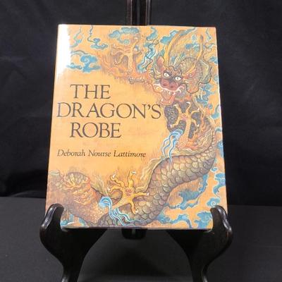 Signed The Dragon's Robe Hardback Book By Deborah Nourse Lattimore
