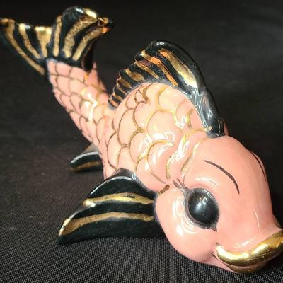 Finch Fancy – Kay Finch Koi with Glamour Fins and Golden Grin