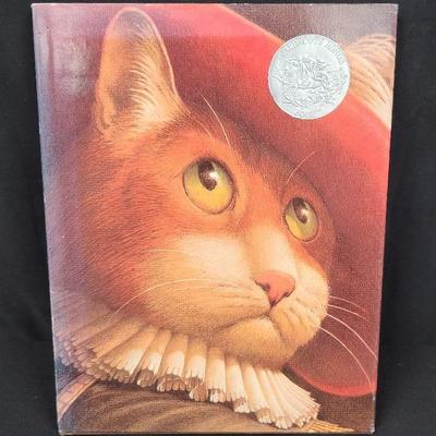 Perrault's Puss In Boots First Edition 1990 - Signed By lllustrator Fred Marcellino