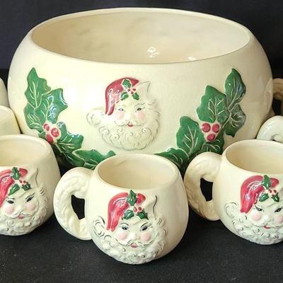 Santa’s Secret Eggnog  – 8-Piece Holiday Punch Bowl Set