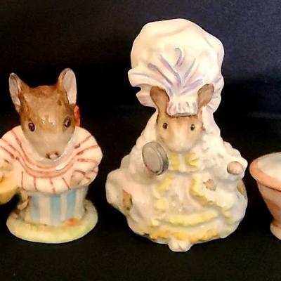 Lot Of 4 Cute Beatrix Potter's Mouse Figurines 