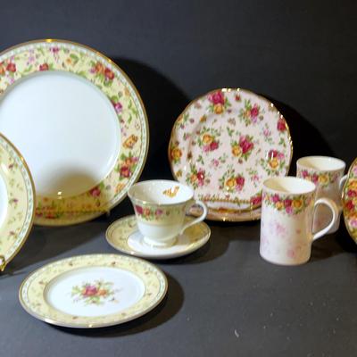Royal Albert - Old Country Roses -Spring Garden 5 Pc Place Setting, Plates & Mugs