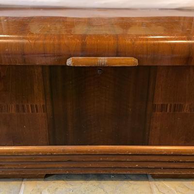 Caswell-Runyan Co. - Cedar Hope Chest 