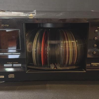 Pioneer 300 Disc CD Player 