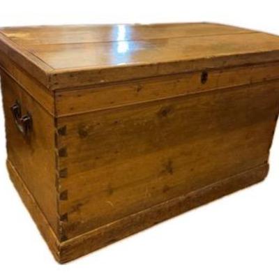 Vintage (possibly antique) wooden chest 
