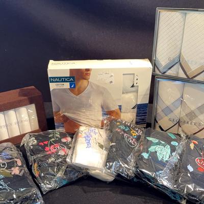 New In Packages, Men’s Undershirts, Handkerchiefs, And Socks