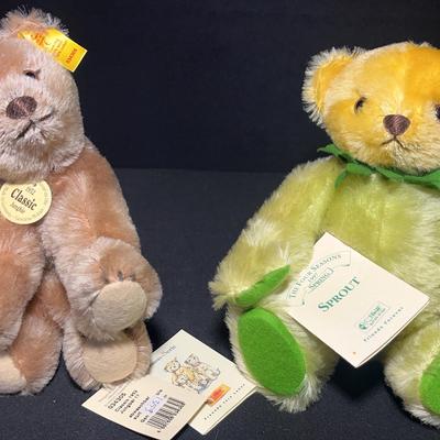 Steiff Bears : Sprout 665271 (missing white Hat) & Classic Jungbär 034305