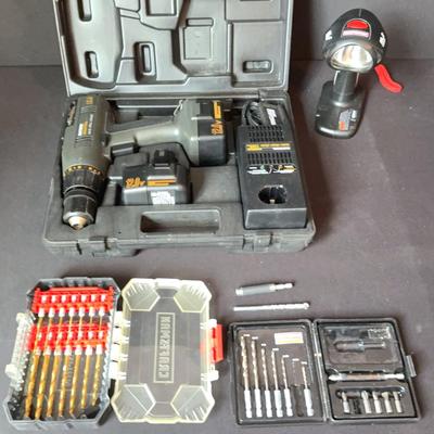 CRAFTSMAN Cordless Drill-Driver & Cordless work light 