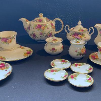 Royal Albert - Old Country Roses - Teapot, Cups And Saucers, Cream And Sugar Plus More