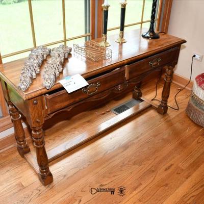 192 family room