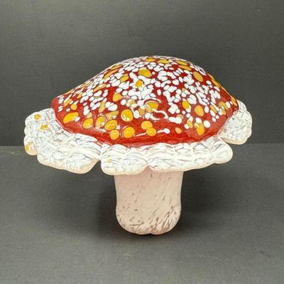 Signed Murano Styled Mushroom