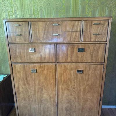 Drexel Consensus Gentlemans Dresser