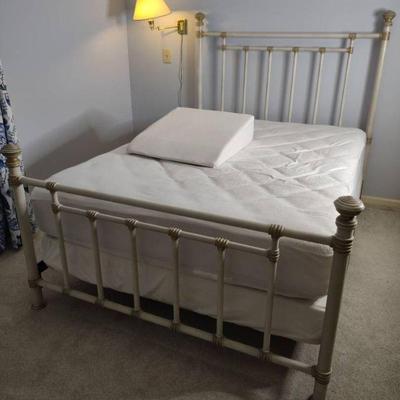 Queen bed