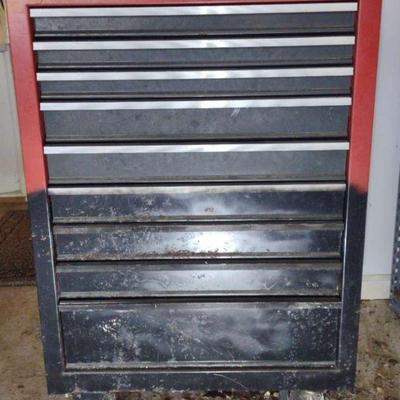 Roller cabinet with contents