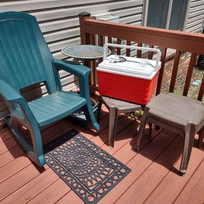 Rocking chair, bird bath, side tables