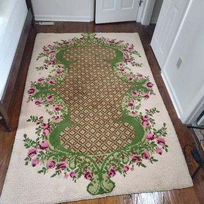 Area rug