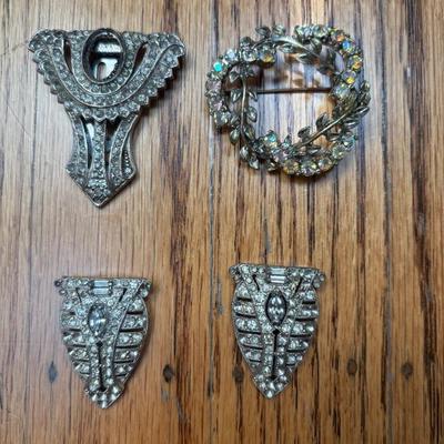 Lots of costume jewelry