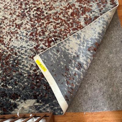 Large area rug.