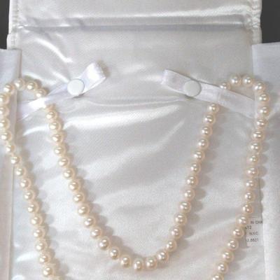 Sofia Freshwater Pearls 