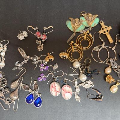 Drop Earrings 