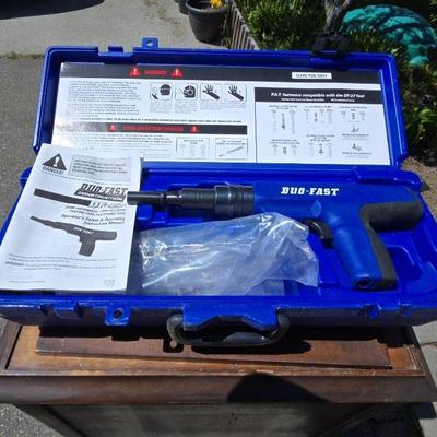 Duo-Fast Piston-Type Fastening Tool 