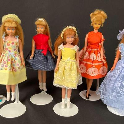 Vintage Skipper Doll Collection with Outfits