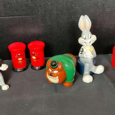 Looney Tunes Salt and Pepper Shakers Collection